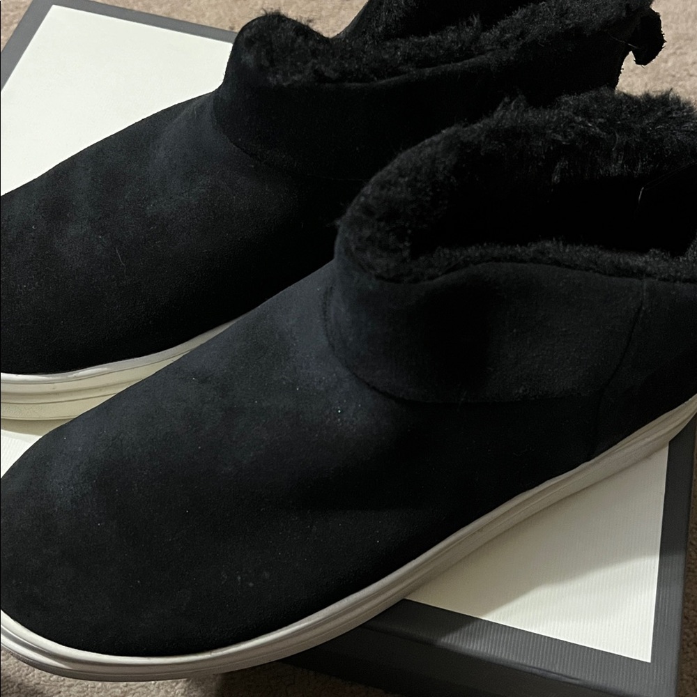 J/SLIDES Black Suede Slip-On Boots size 8.5